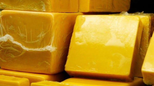 Celebrity French chef sues Michelin guide after being demoted 'for using cheddar'
Celebrity French chef sues Michelin guide after being demoted 'for using cheddar'