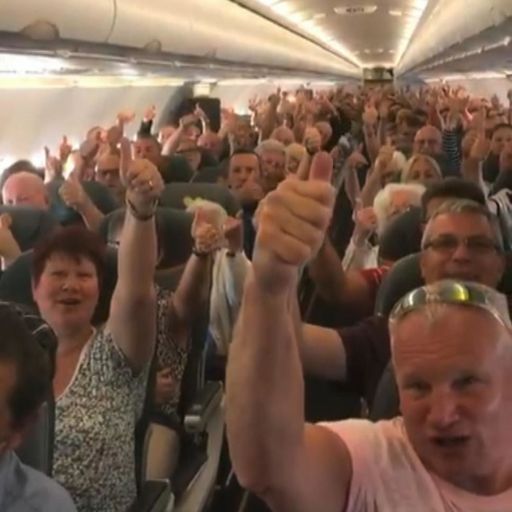 
Holidaymakers thrown out of hotels after Thomas Cook collapse
