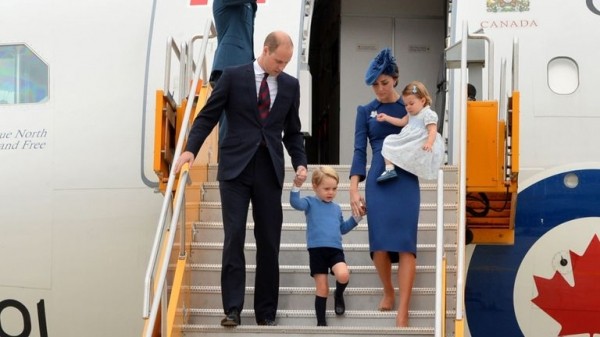 
'More than just a dress': Fashion and the Royal Family
