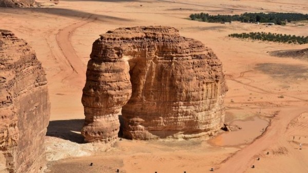 
Saudi Arabia to open its doors to foreign tourists for the first time
