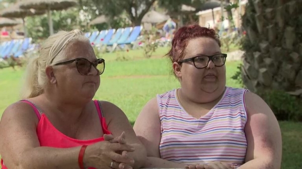 Thomas Cook collapse: Holidaymakers' return to take two weeks
Thomas Cook collapse: Holidaymakers' return to take two weeks