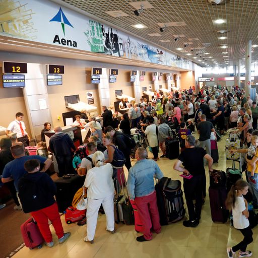 UK to copy Germany with new law after Thomas Cook collapse
UK to copy Germany with new law after Thomas Cook collapse