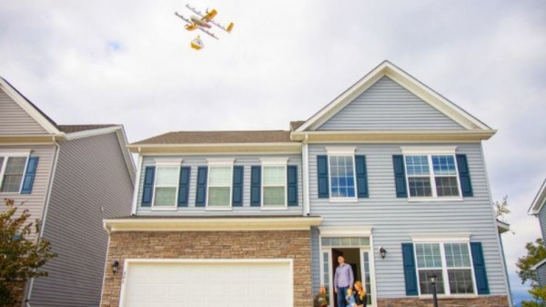 Drones begin delivering online shopping in the US
Drones begin delivering online shopping in the US
