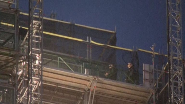 
Extinction Rebellion protester arrested after three hours on Big Ben scaffolding
