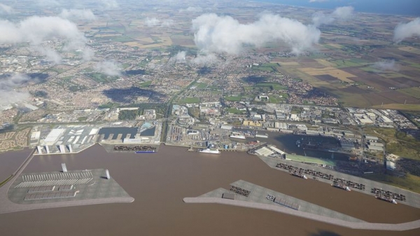 
Hull Lagoon: £1.5bn proposal to transform city's waterfront

