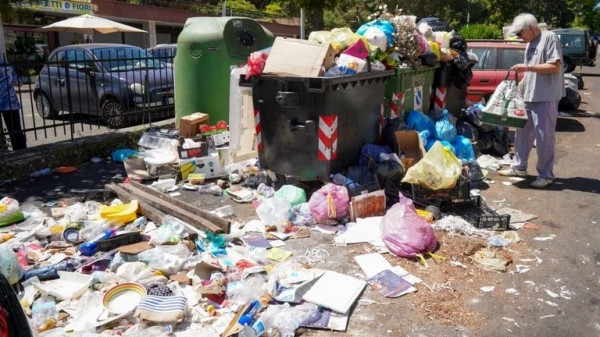 
Plastic-for-tickets: Free travel for recycling in Rome
