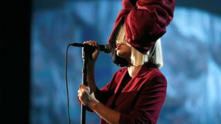 Pop star Sia reveals battle with chronic pain disorder Pop star Sia reveals battle with chronic pain disorder