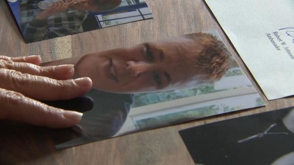 US diplomat's wife suspected of involvement in fatal road crash left UK
US diplomat's wife suspected of involvement in fatal road crash left UK