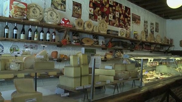 US tariffs: EU vows to retaliate US tariffs: EU vows to retaliate