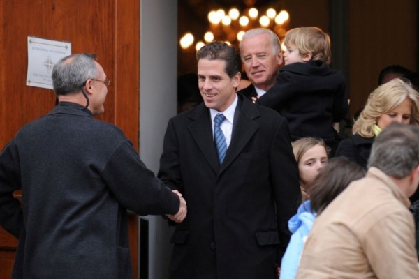 Republicans want Hunter Biden, whistle-blower to testify in open impeachment hearings Republicans want Hunter Biden, whistle-blower to testify in open impeachment hearings