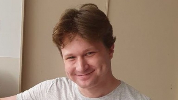 Cryptocurrency developer Virgil Griffith arrested 'for helping North Korea evade sanctions'
Cryptocurrency developer Virgil Griffith arrested 'for helping North Korea evade sanctions'