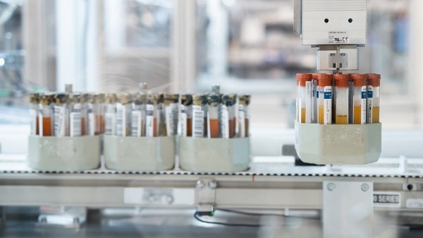 Breakthrough blood test could spot dozens of cancers before symptoms appear