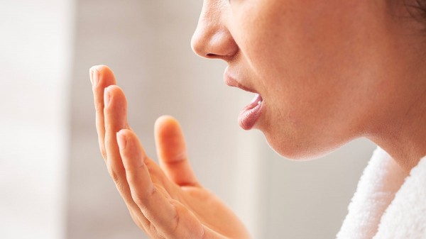 The surprising ways foods can change body odor, according to experts