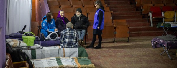 Fleeing the frontline in Ukraine
Fleeing the frontline in Ukraine